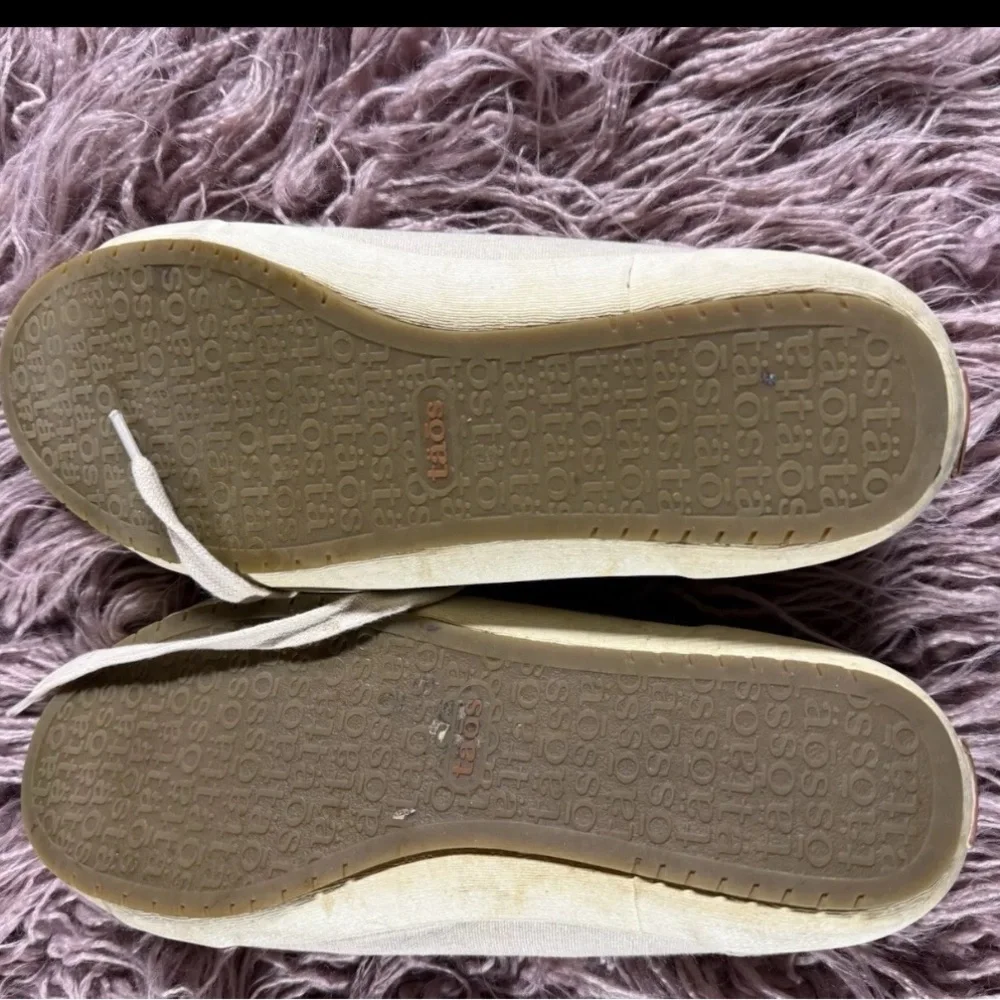 Taos Casual Canvas Sneakers - Cream